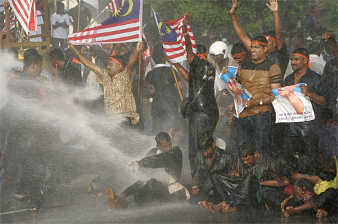 malaysia protestx large jpg w=490 h=325